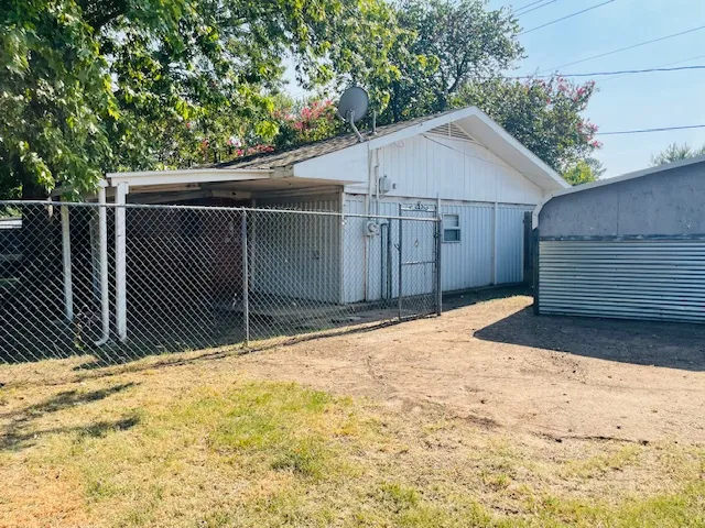 102 Collins Street Colbert, OK 74733