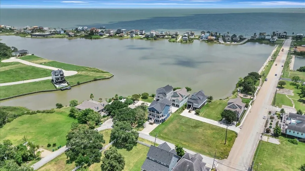Hall Street, Lot 4 Seabrook, TX 77586