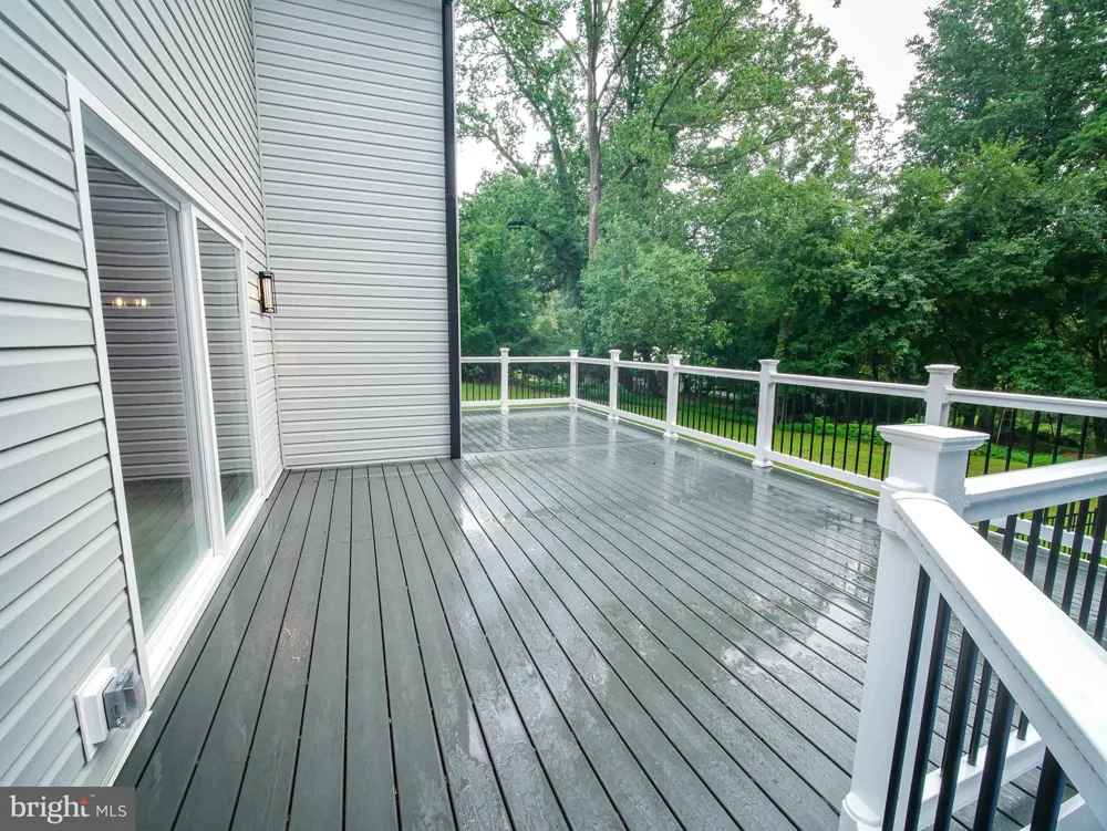 1375 POND VIEW LANE Newtown Square, PA 19073