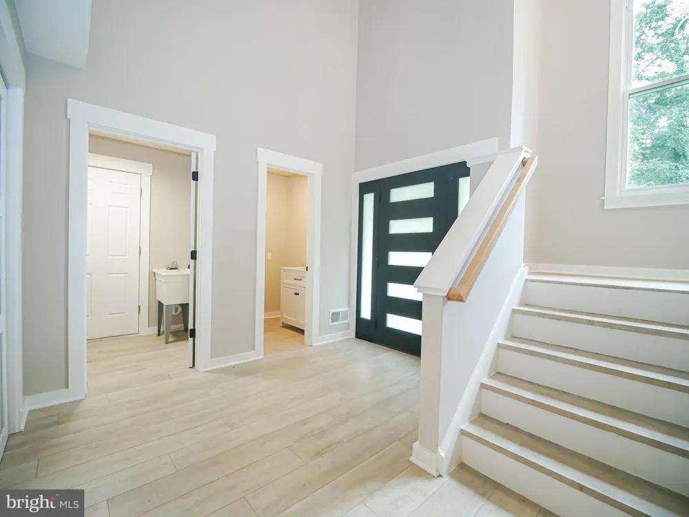 1375 POND VIEW LANE Newtown Square, PA 19073