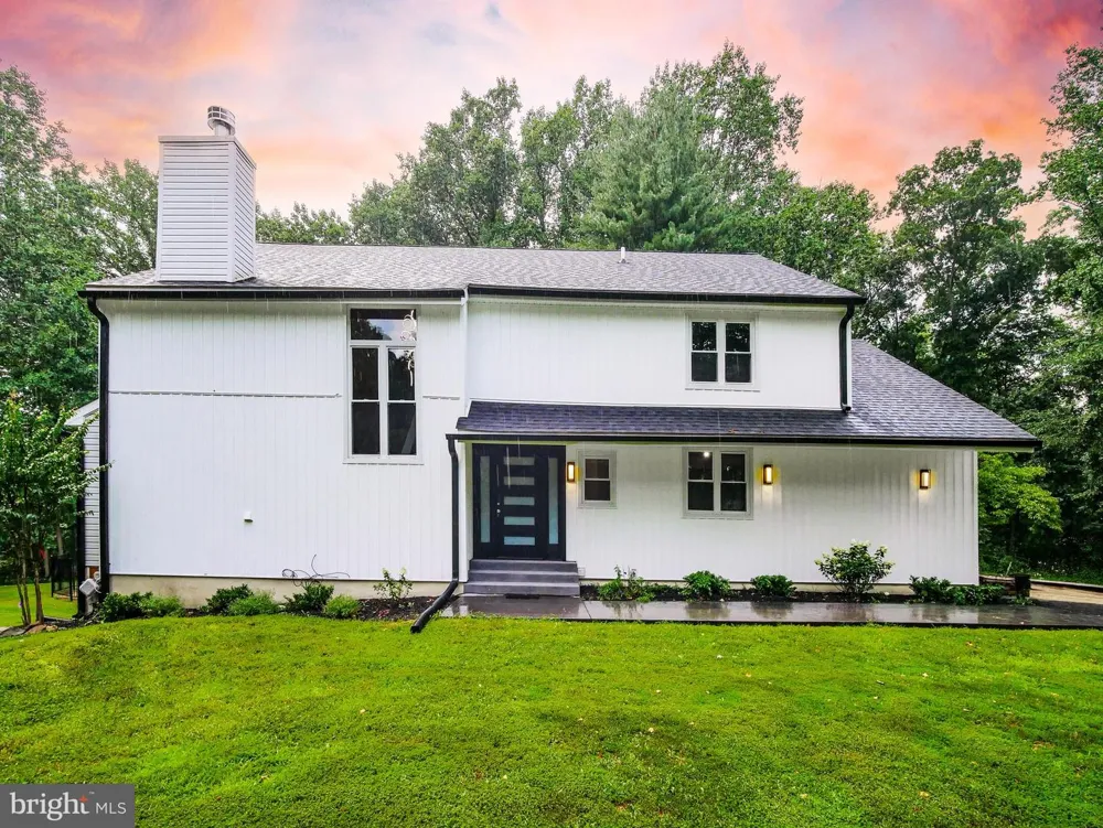1375 POND VIEW LANE Newtown Square, PA 19073