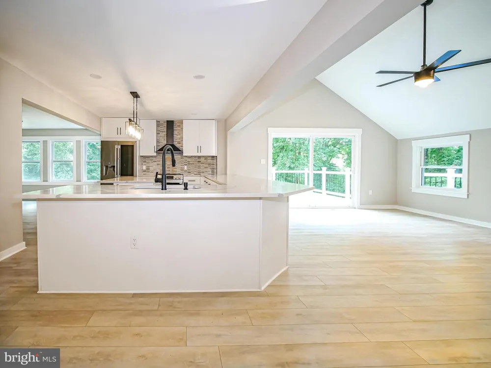 1375 POND VIEW LANE Newtown Square, PA 19073