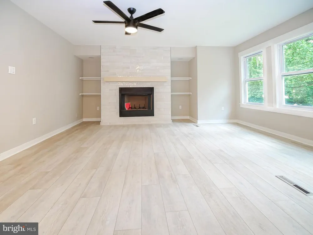 1375 POND VIEW LANE Newtown Square, PA 19073