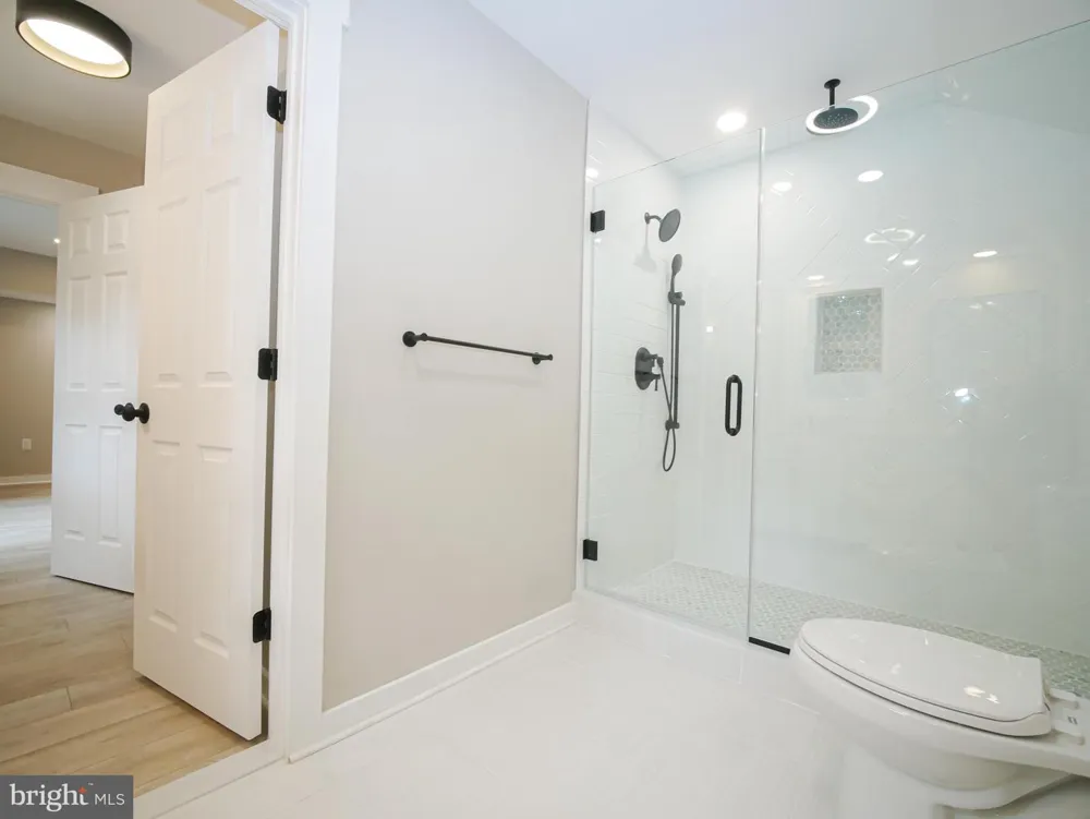 1375 POND VIEW LANE Newtown Square, PA 19073