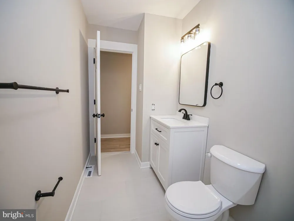 1375 POND VIEW LANE Newtown Square, PA 19073