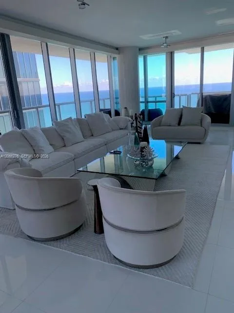 17121 Collins Ave #2808 Sunny Isles Beach, FL 33160