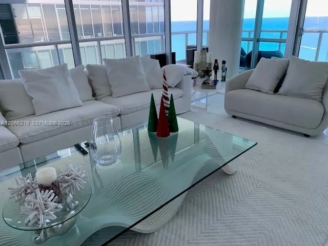 17121 Collins Ave #2808 Sunny Isles Beach, FL 33160