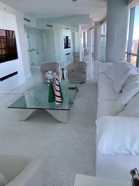 17121 Collins Ave #2808 Sunny Isles Beach, FL 33160