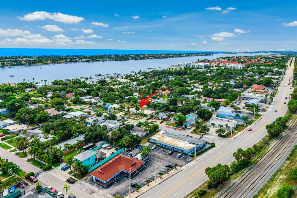 122 Euclid Boulevard Lantana, FL 33462