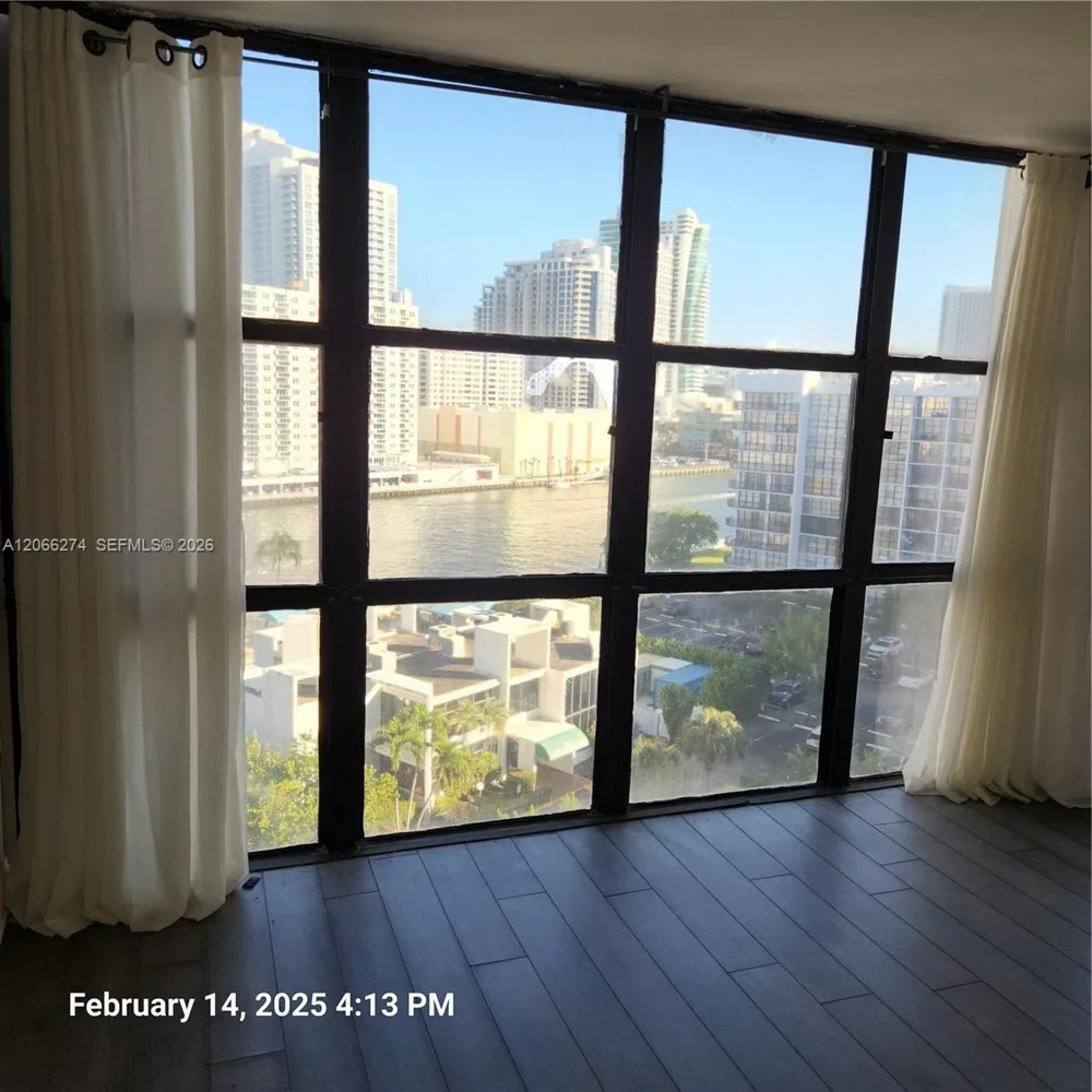 1000 Parkview Dr #1026 Hallandale Beach, FL 33009