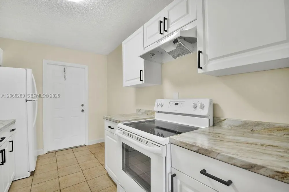 18947 NW 45th Ave #1 Miami Gardens, FL 33055