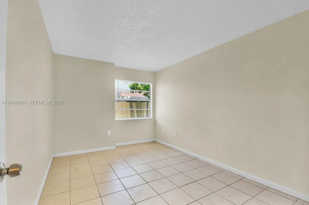 18947 NW 45th Ave #1 Miami Gardens, FL 33055