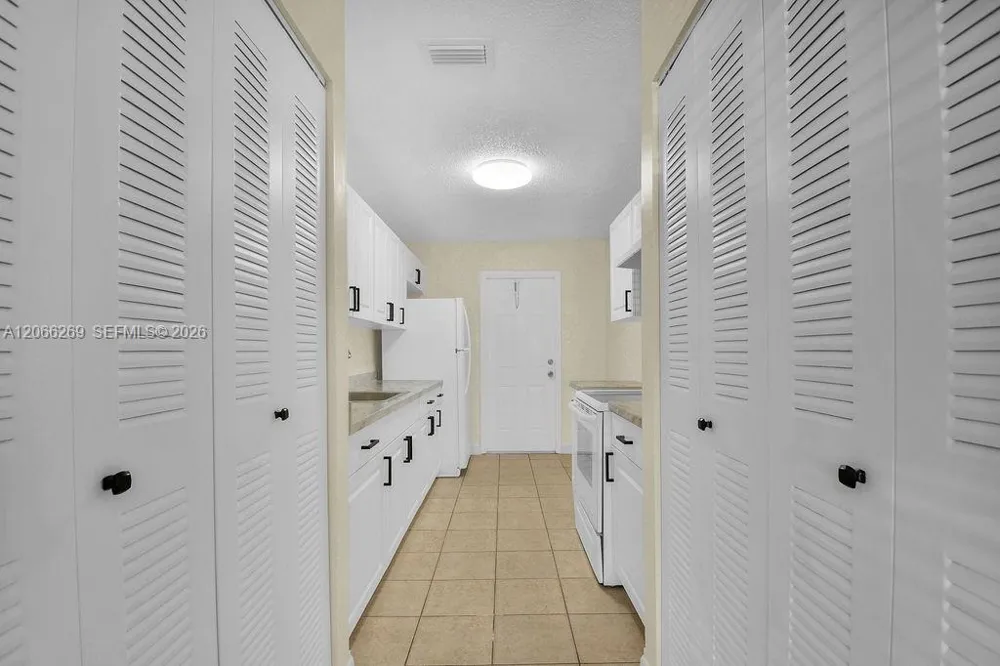 18947 NW 45th Ave #1 Miami Gardens, FL 33055