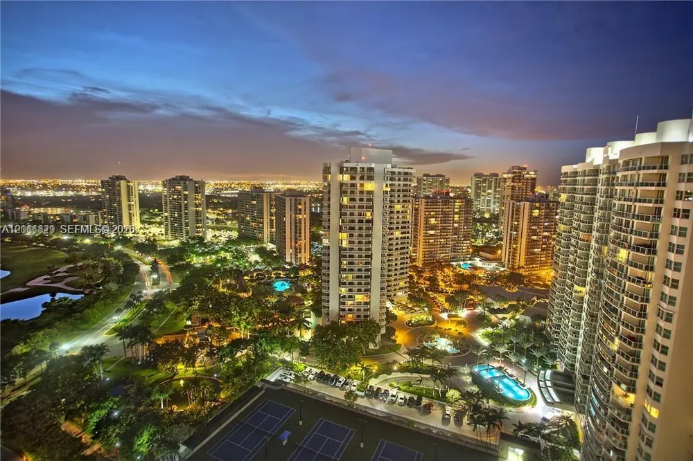 20191 E Country Club Dr #2703 Aventura, FL 33180