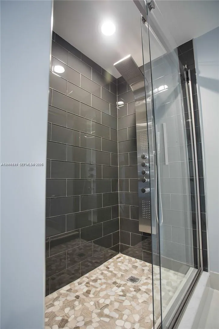 20191 E Country Club Dr #2703 Aventura, FL 33180