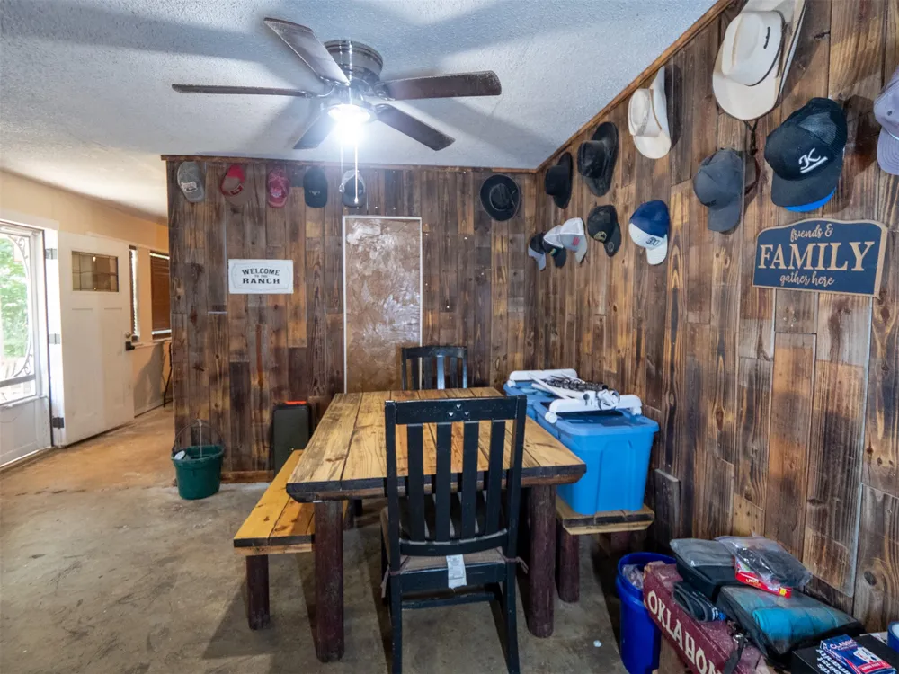 50063 Hwy 82 Highway Talihina, OK 74571