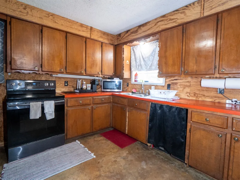 50063 Hwy 82 Highway Talihina, OK 74571