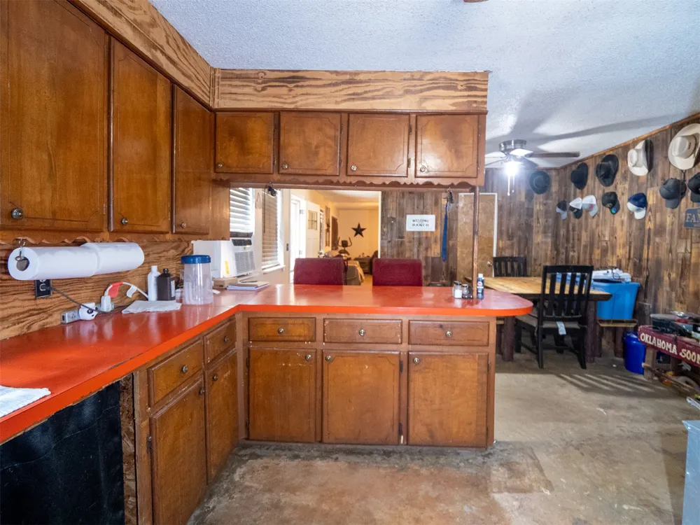 50063 Hwy 82 Highway Talihina, OK 74571
