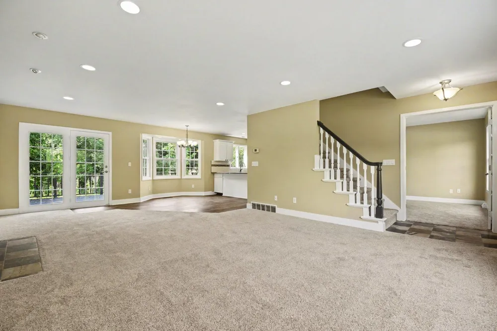 2250 Yorktown Drive SE Kentwood City, MI 49508