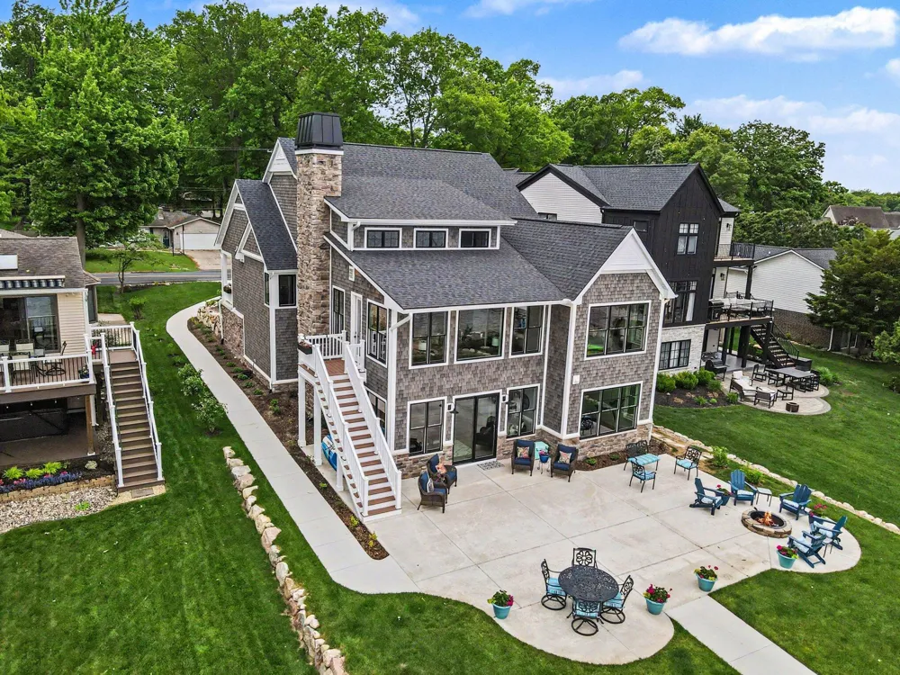 3113 Woodhams Avenue Portage City, MI 49002