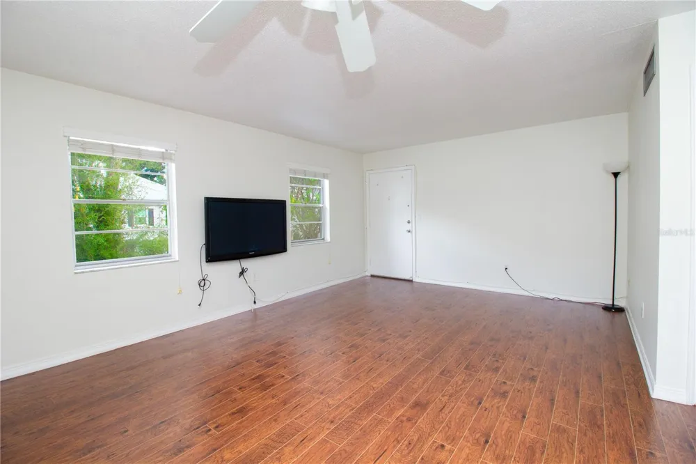 6940 A SUNSET DRIVE S #2C St Petersburg, FL 33707
