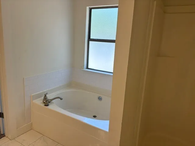 2506 Vz County Road 2313 Eustace, TX 75124