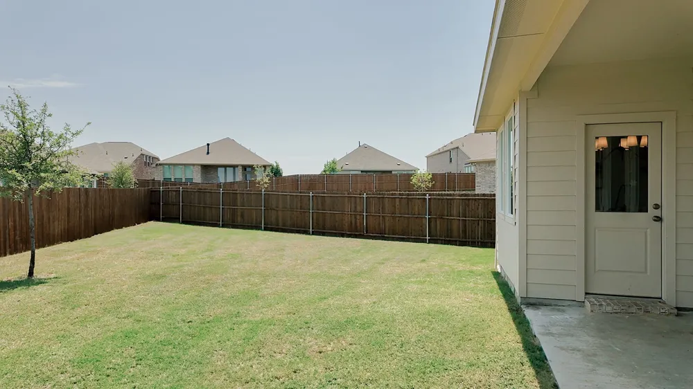 319 Sedalia Trail Justin, TX 76247