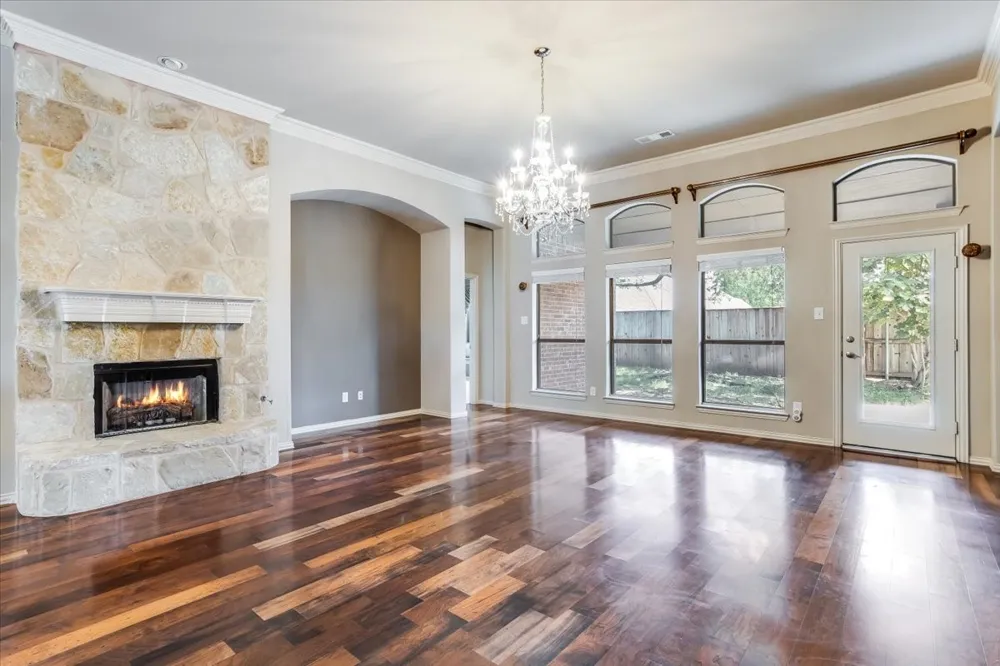 626 Waters Edge Way Murphy, TX 75094