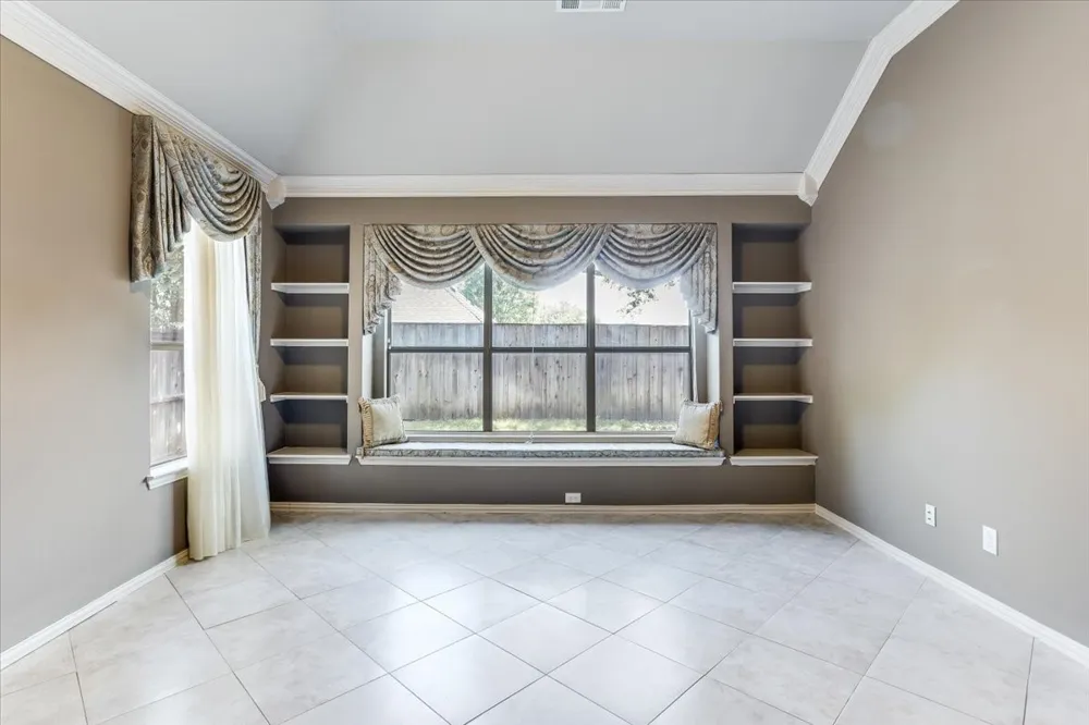 626 Waters Edge Way Murphy, TX 75094