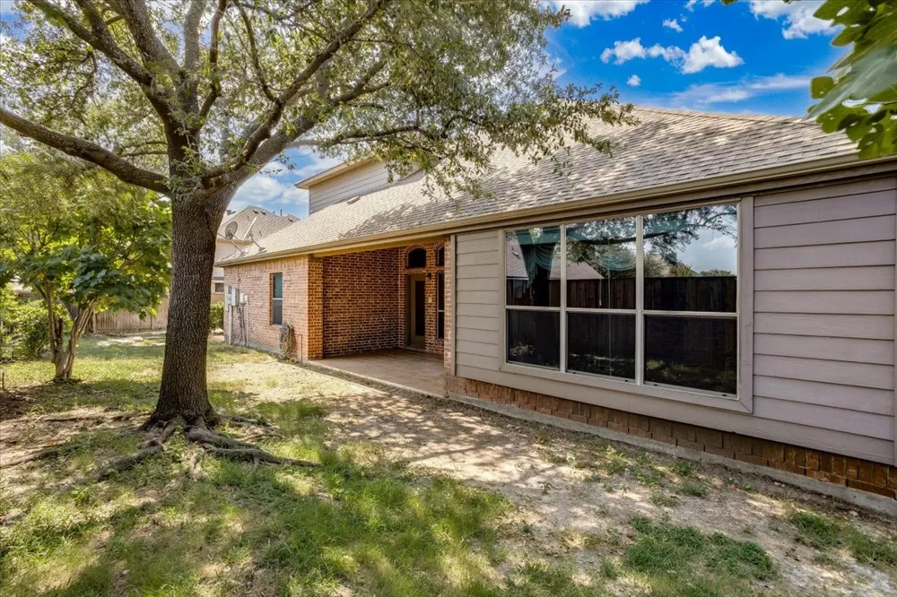 626 Waters Edge Way Murphy, TX 75094