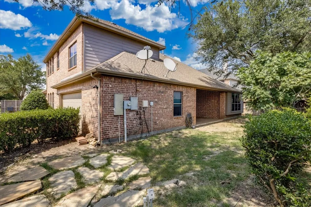 626 Waters Edge Way Murphy, TX 75094