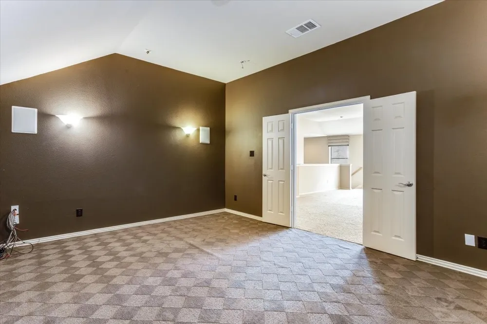 626 Waters Edge Way Murphy, TX 75094