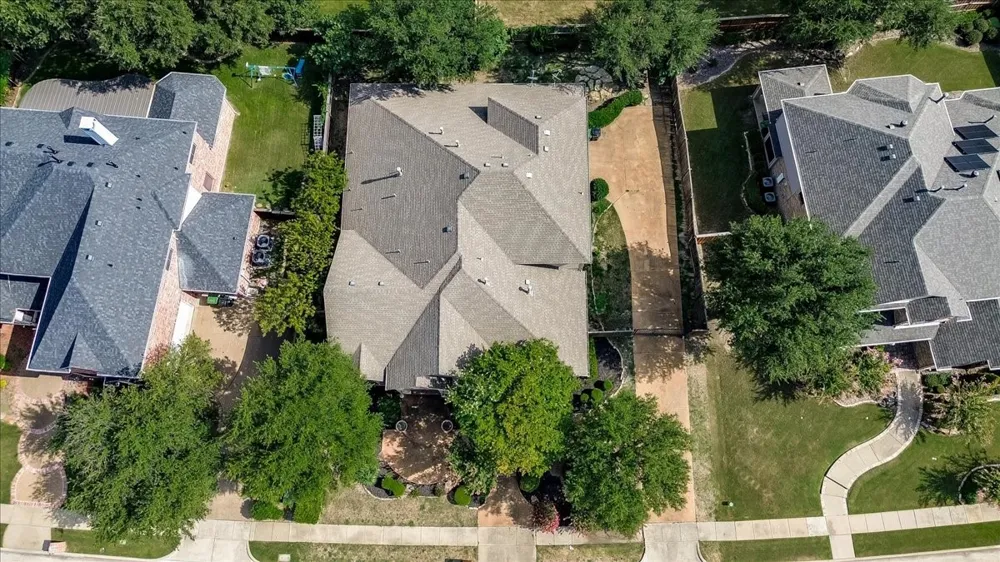 626 Waters Edge Way Murphy, TX 75094
