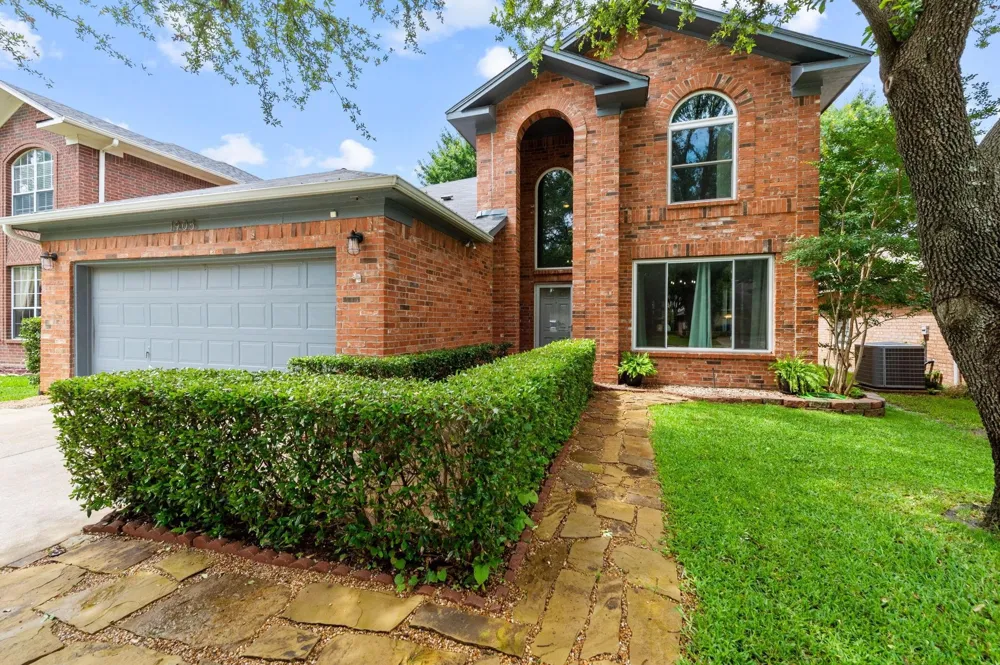 1905 Barrens Circle Flower Mound, TX 75028