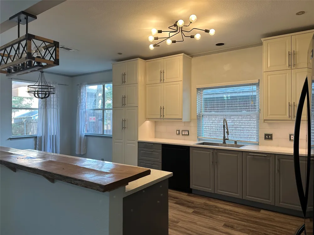 1905 Barrens Circle Flower Mound, TX 75028