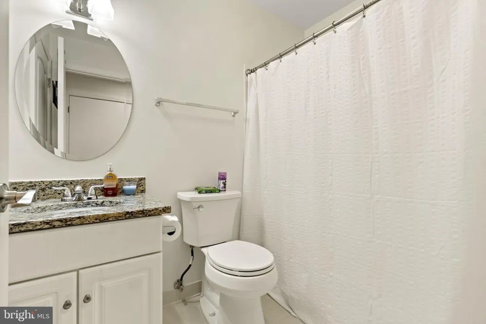 6601 THACKWELL WAY #3-I Alexandria, VA 22315