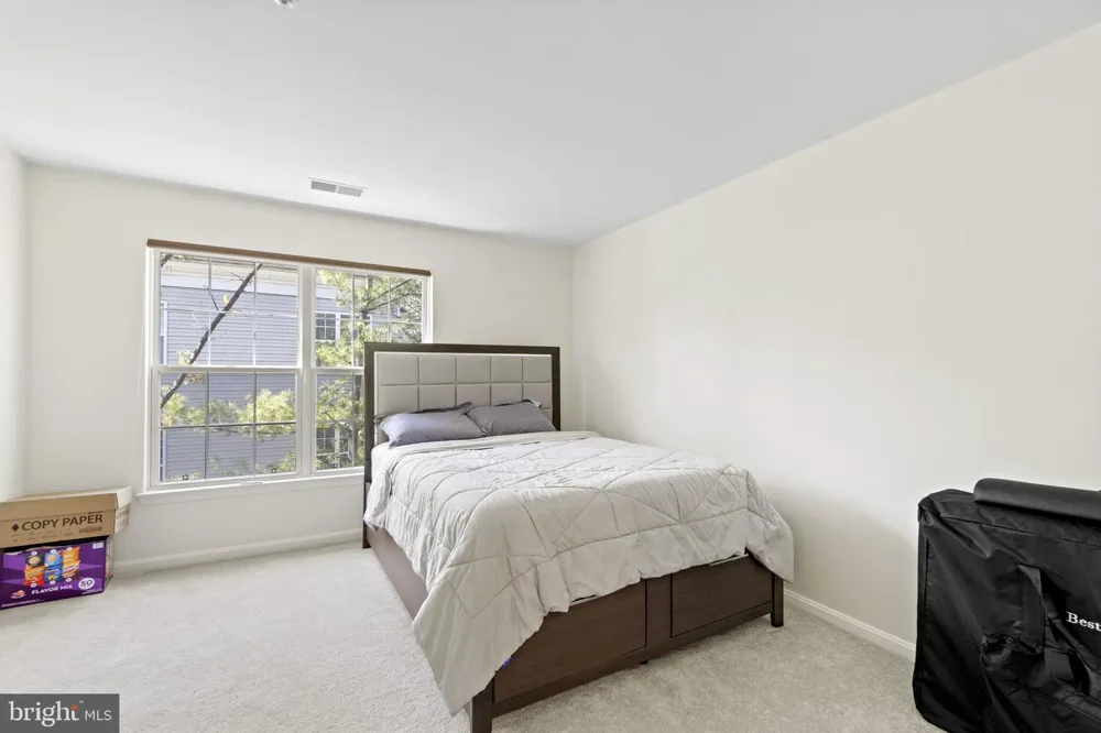 6601 THACKWELL WAY #3-I Alexandria, VA 22315