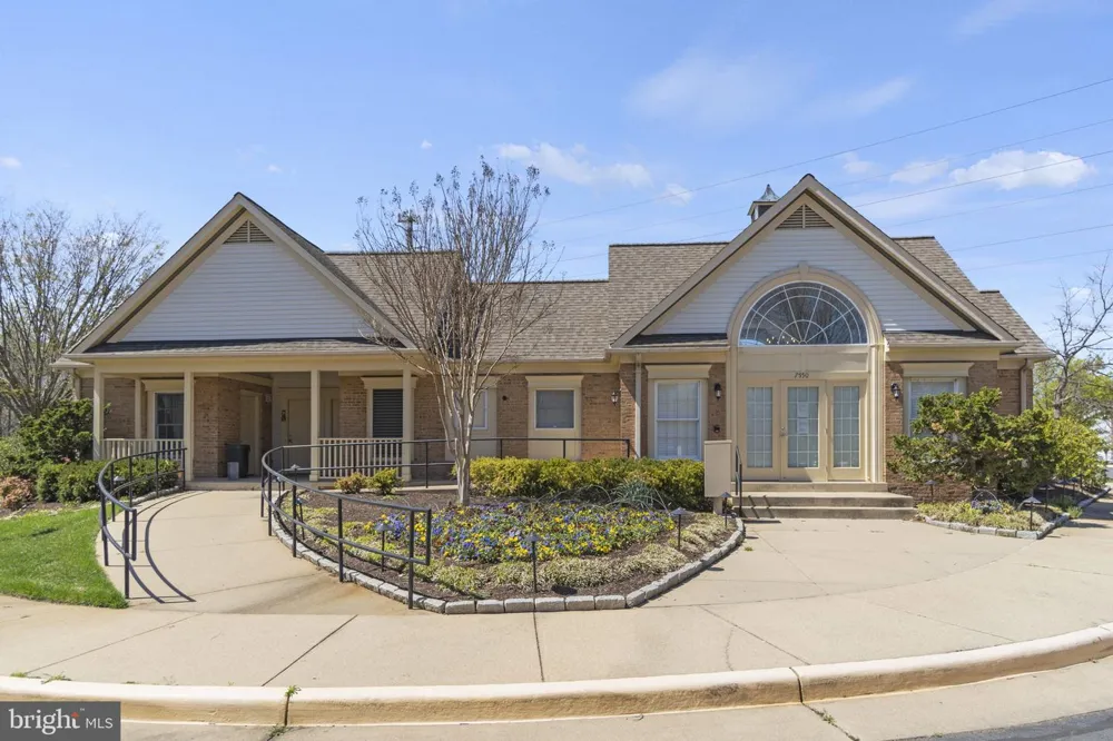 6601 THACKWELL WAY #3-I Alexandria, VA 22315