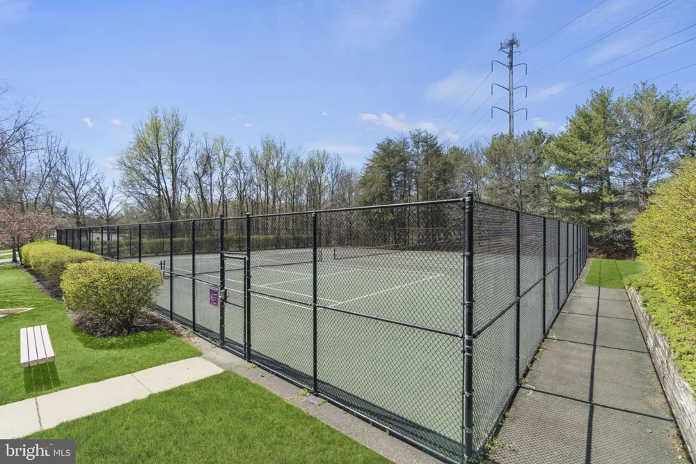 6601 THACKWELL WAY #3-I Alexandria, VA 22315