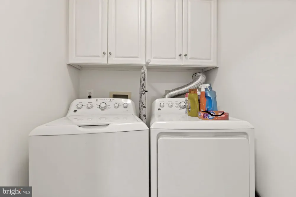 6601 THACKWELL WAY #3-I Alexandria, VA 22315