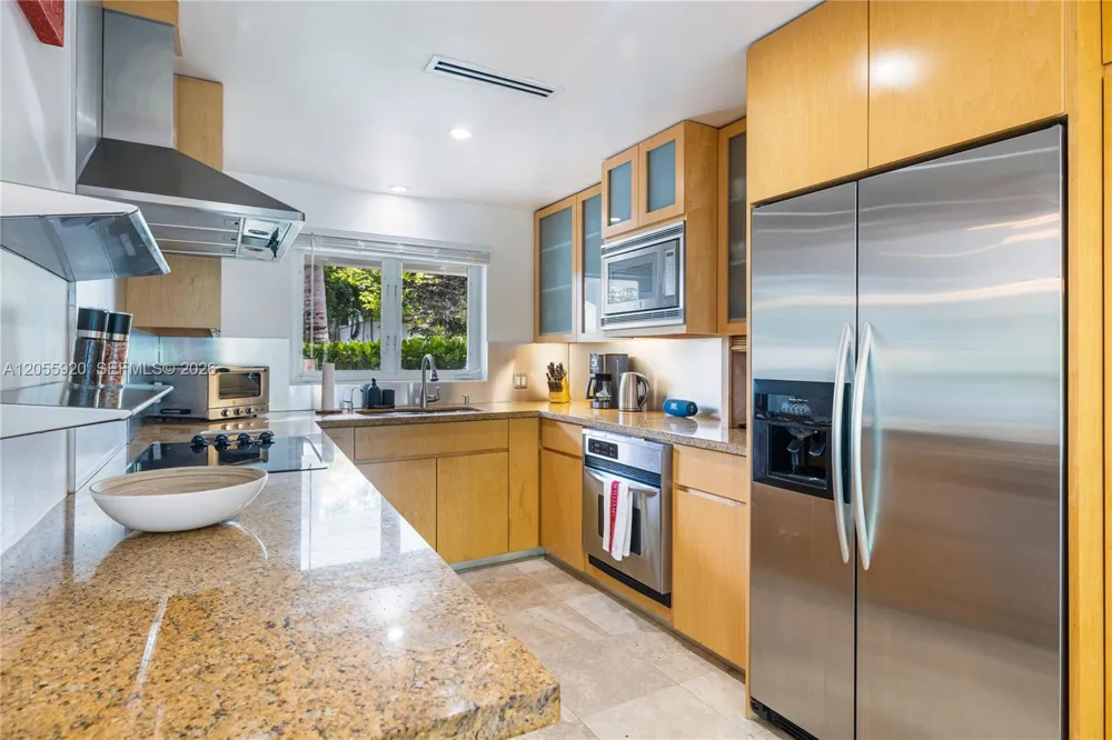 11403 NE 8th Ave Biscayne Park, FL 33161