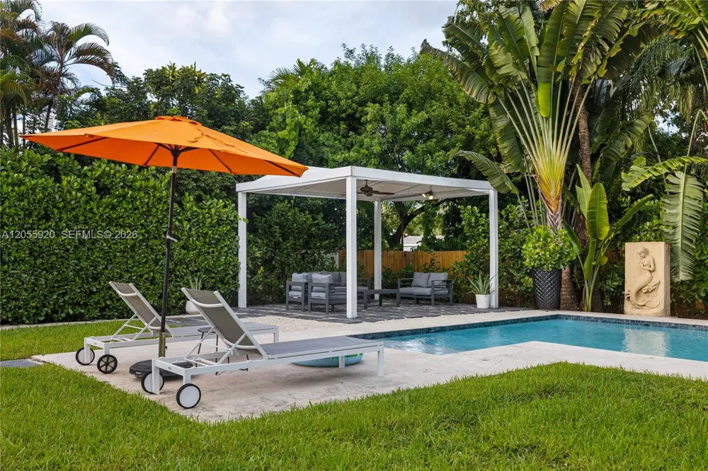 11403 NE 8th Ave Biscayne Park, FL 33161