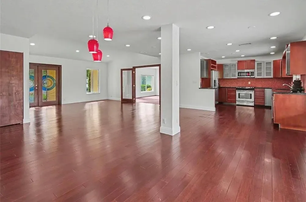 8619 SW 51st Street Cooper City, FL 33328