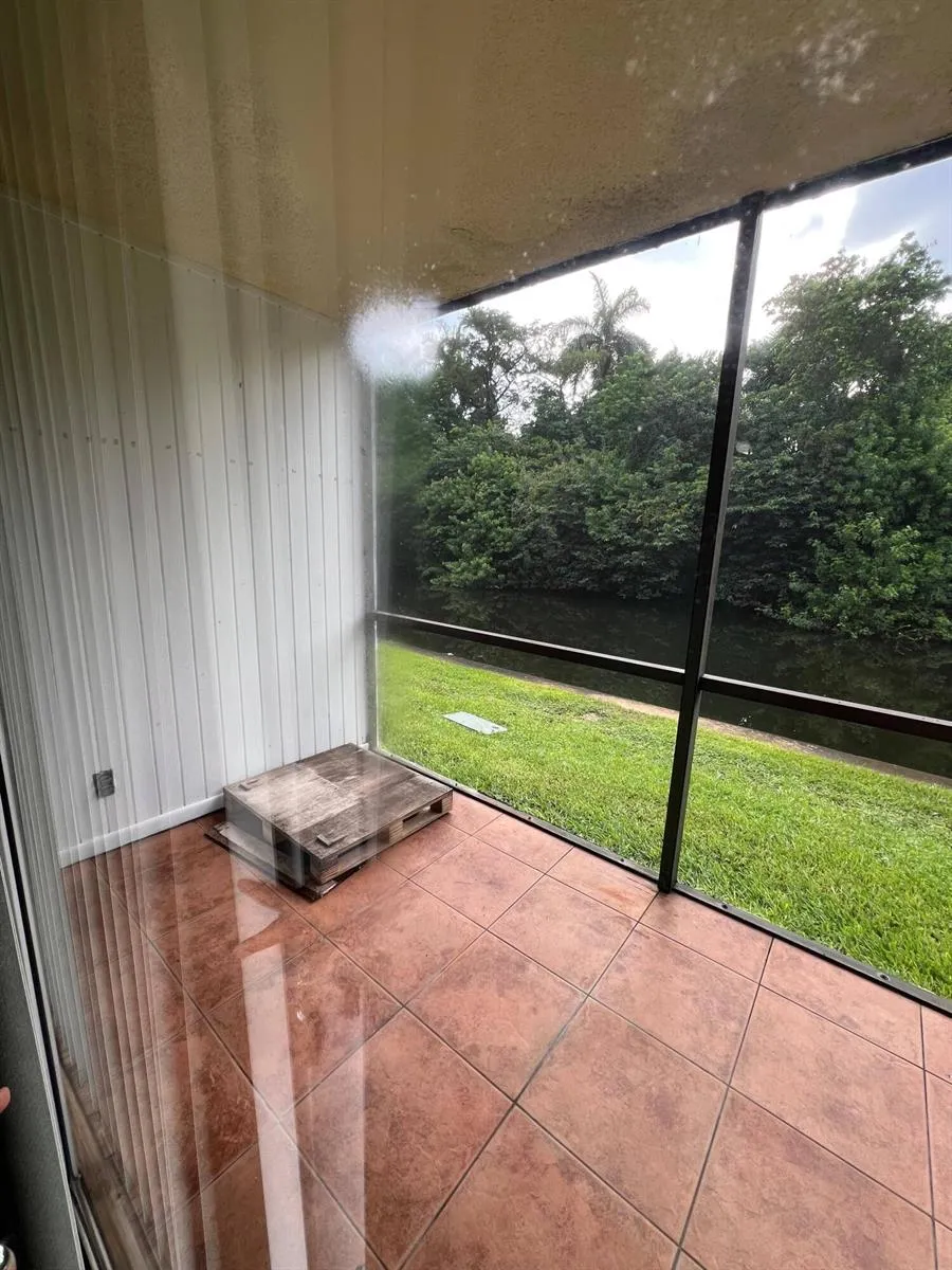 105 ROYAL PARK DRIVE #1D Oakland Park, FL 33309