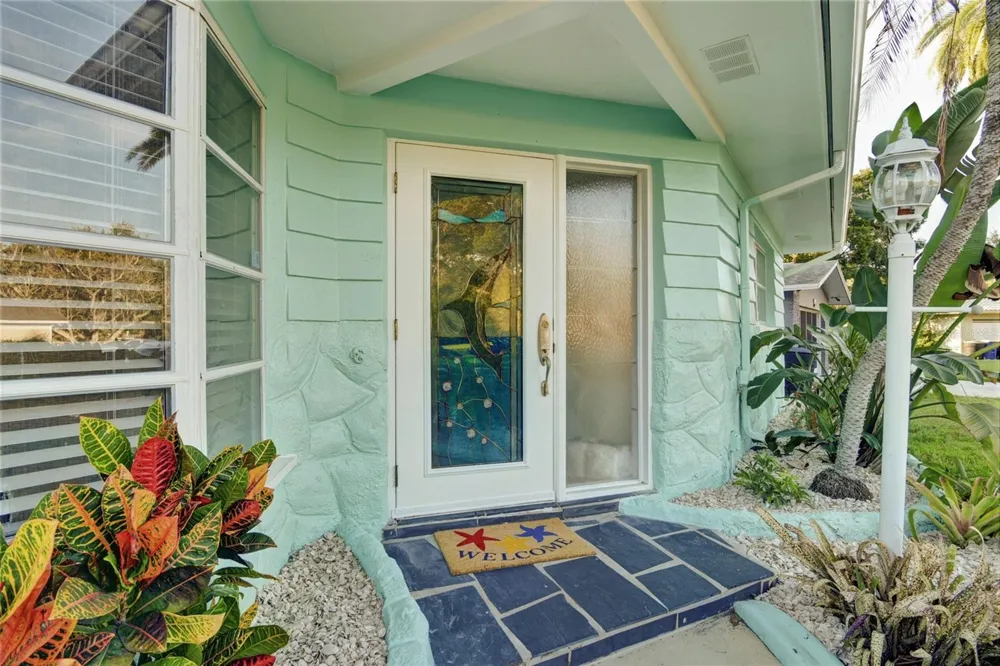 1968 SOUVENIR DRIVE Clearwater, FL 33755