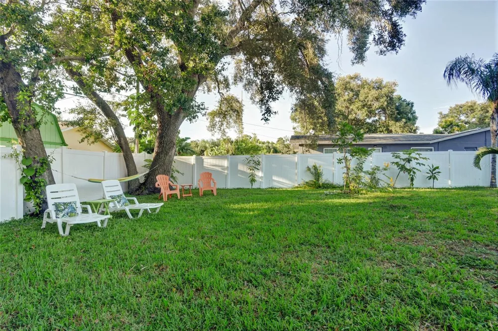 1968 SOUVENIR DRIVE Clearwater, FL 33755