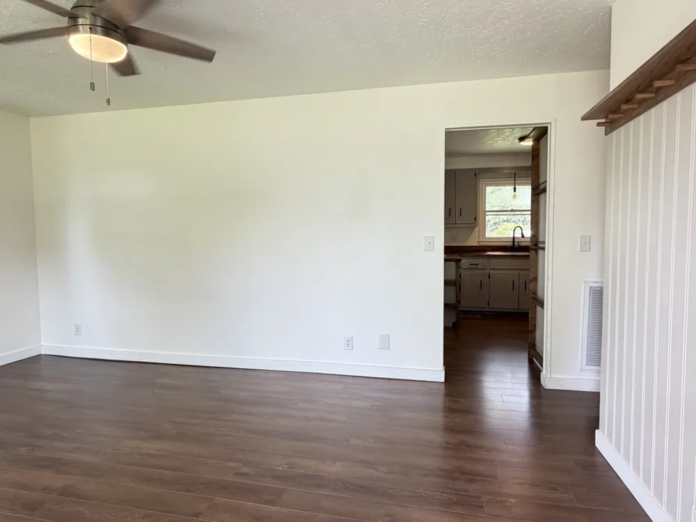 15 Forrest Ave Hohenwald, TN 38462