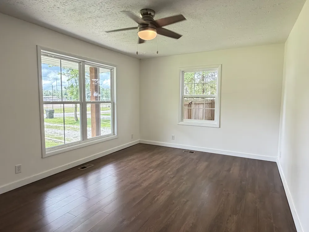 15 Forrest Ave Hohenwald, TN 38462