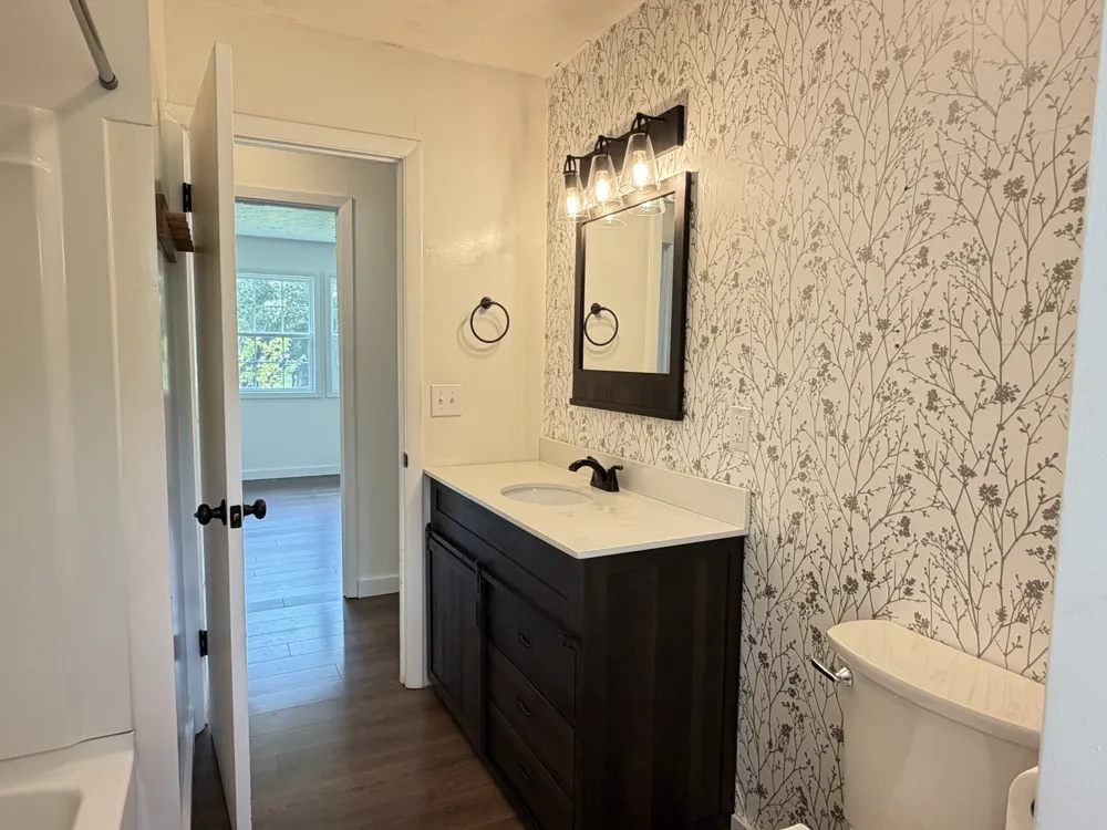 15 Forrest Ave Hohenwald, TN 38462