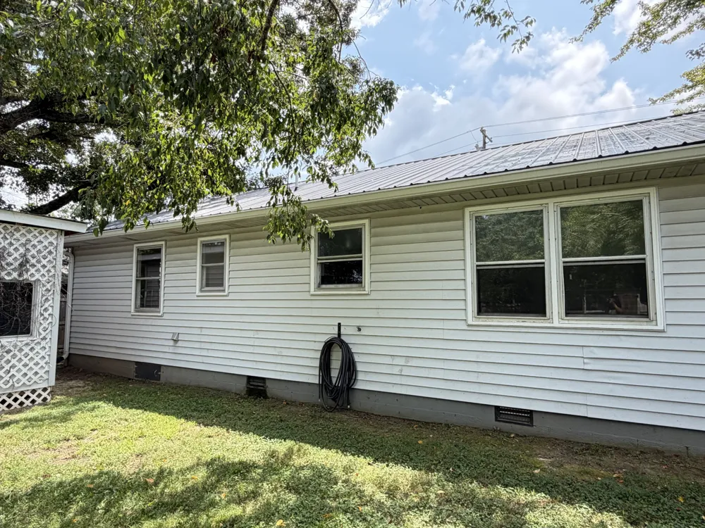 15 Forrest Ave Hohenwald, TN 38462